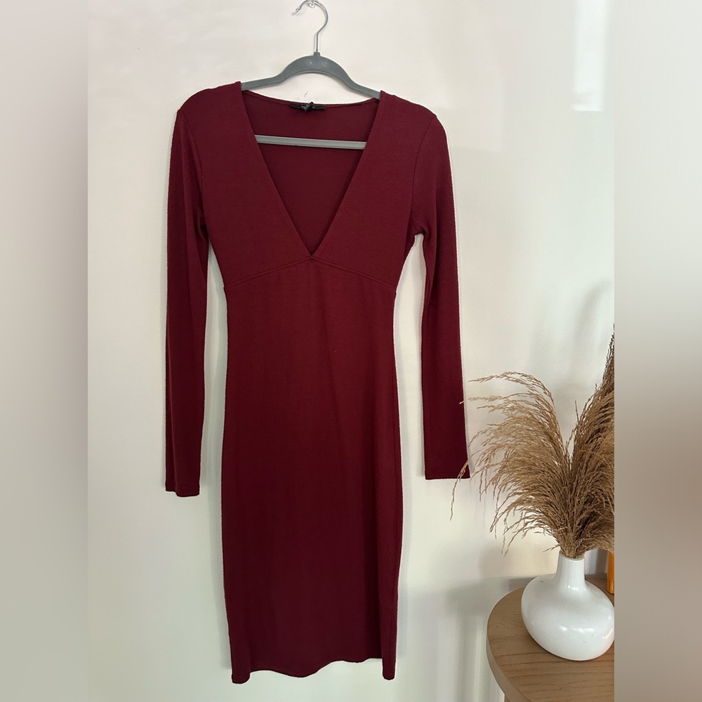 Long Sleeve Deep V-Neck Dress-M